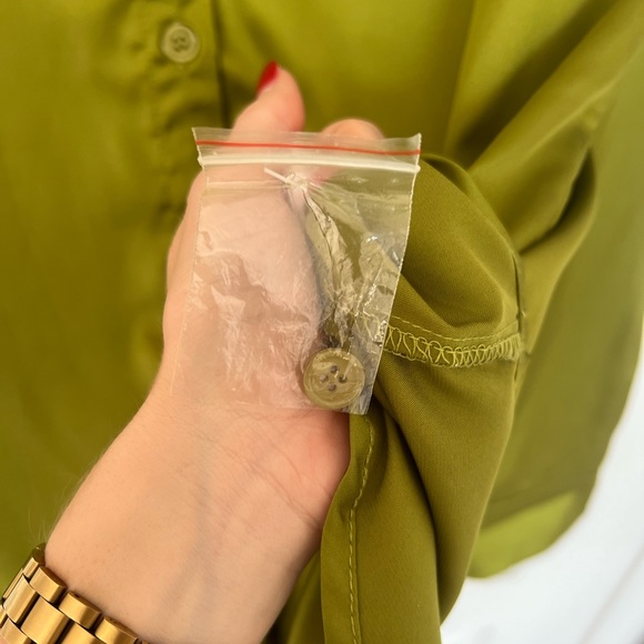 Bright green button down shirt in a size s/m by et clet for sale! - Picture 11 of 16